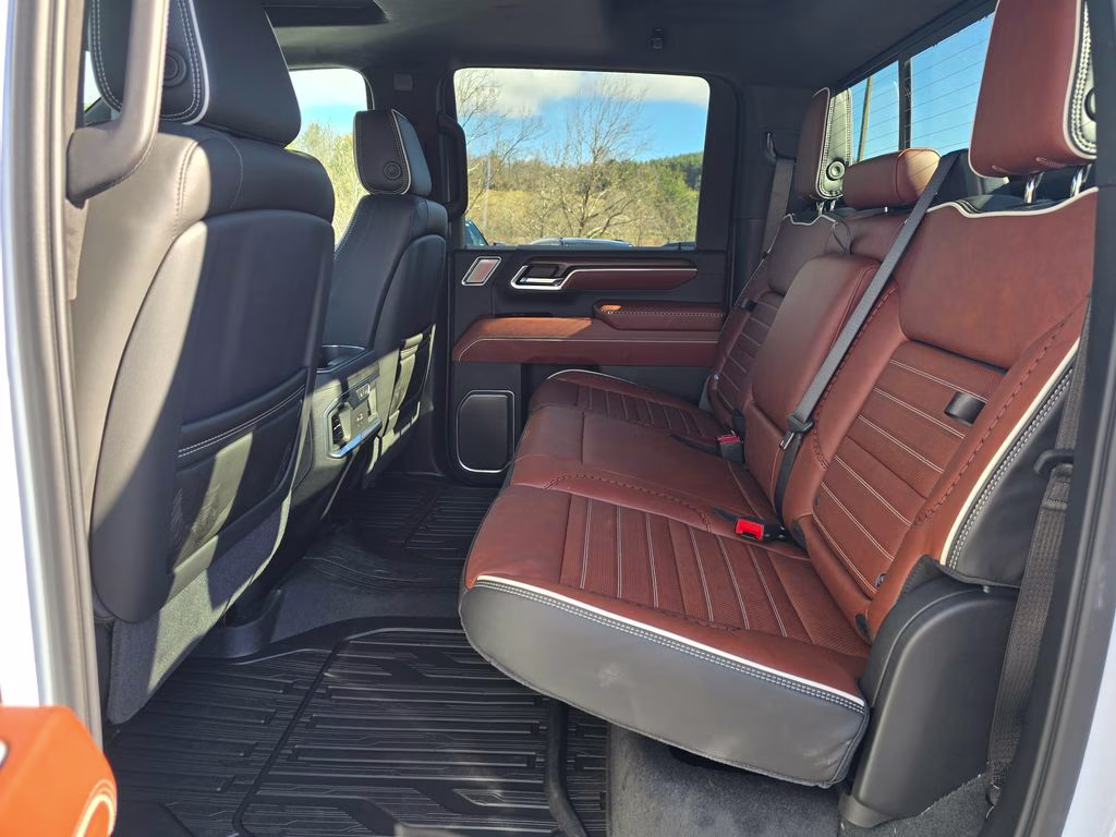 2026 Glacier White Tricoat GMC Sierra 2500HD Denali Ultimate 4X4 Truck