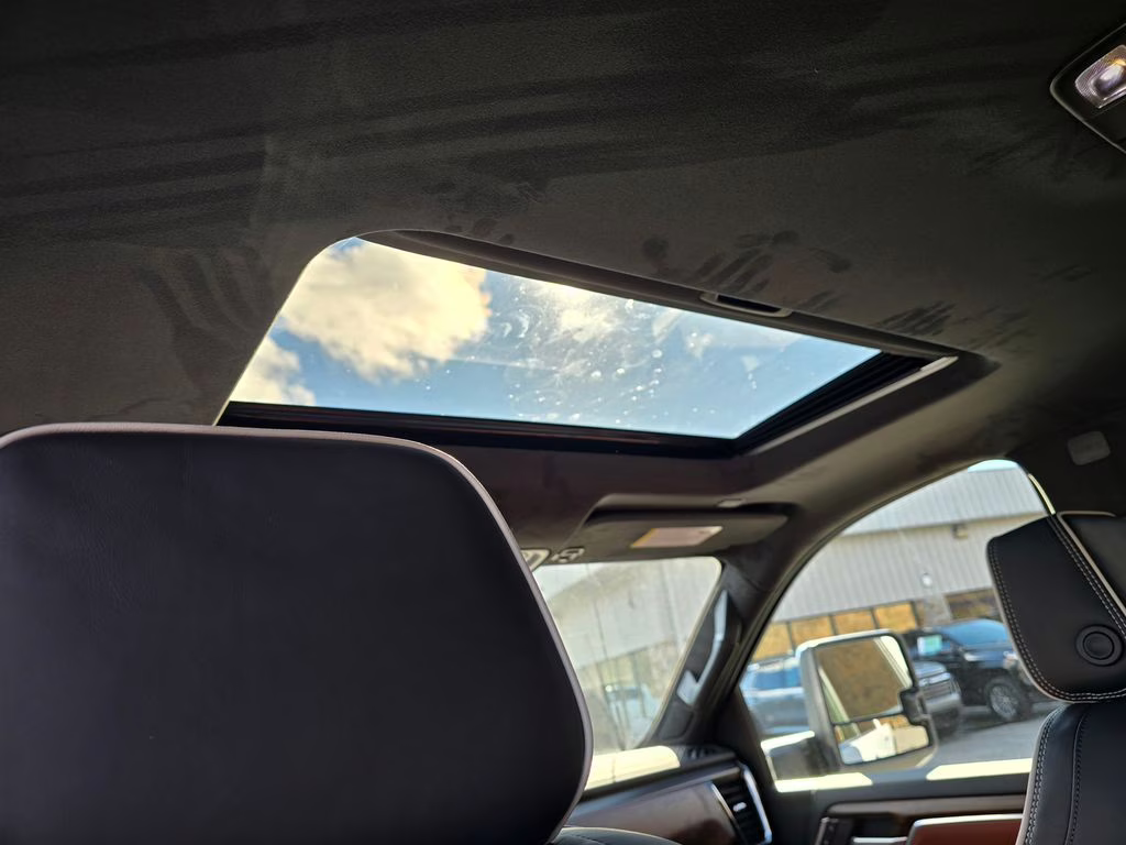 2026 Glacier White Tricoat GMC Sierra 2500HD Denali Ultimate 4X4 Truck