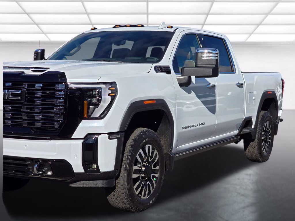 2026 Glacier White Tricoat GMC Sierra 2500HD Denali Ultimate 4X4 Truck