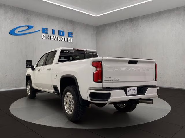 2025 Summit White Chevrolet Silverado 2500HD LT 4X4 Truck
