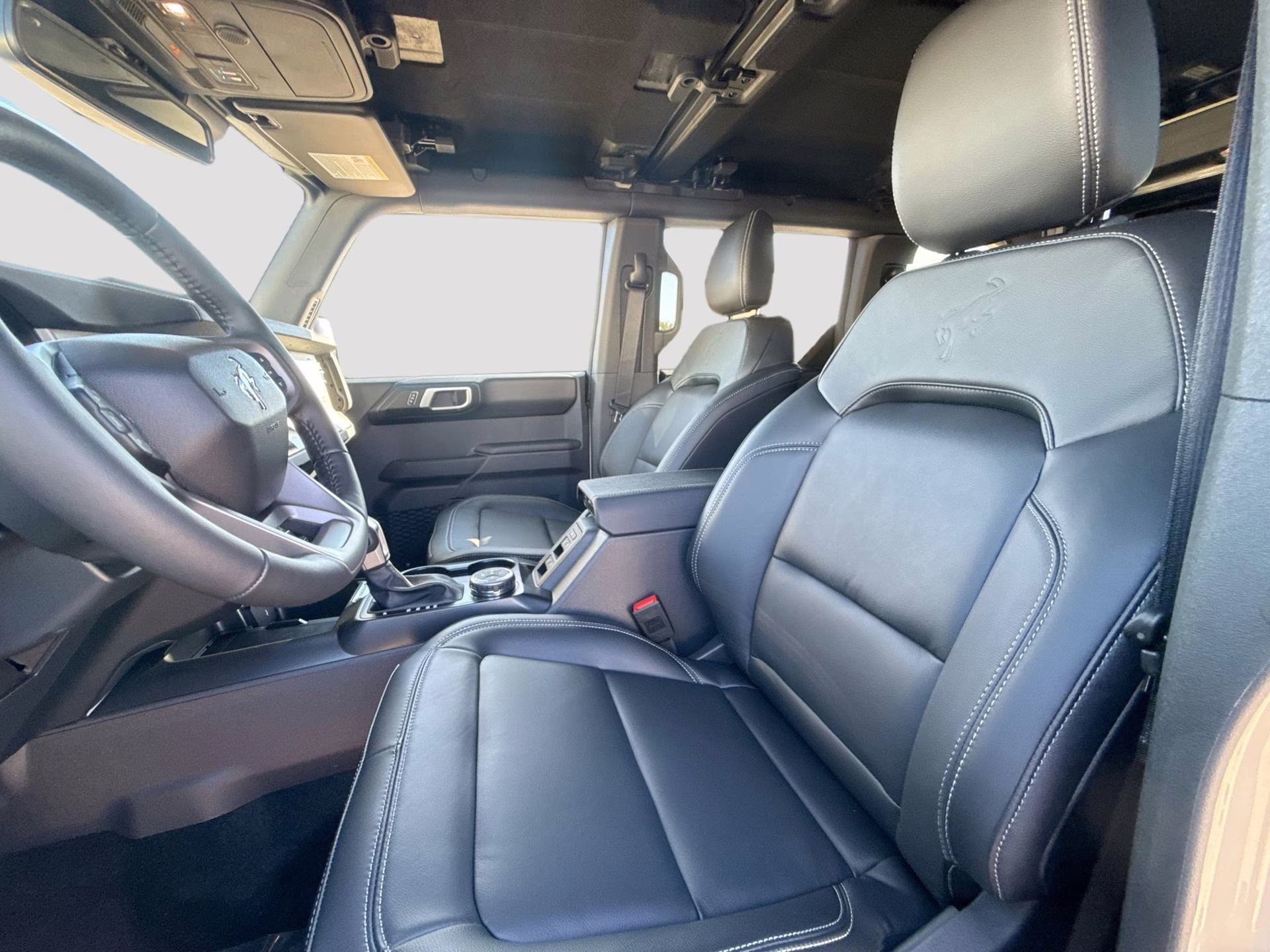 2025 Desert Sand Ford Bronco Outer Banks 4X4 SUV