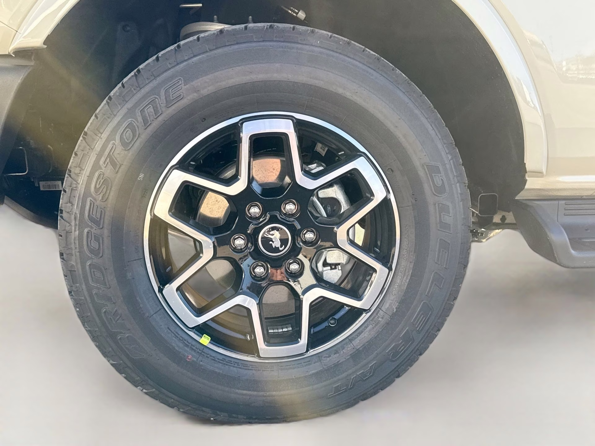 2025 Desert Sand Ford Bronco Outer Banks 4X4 SUV