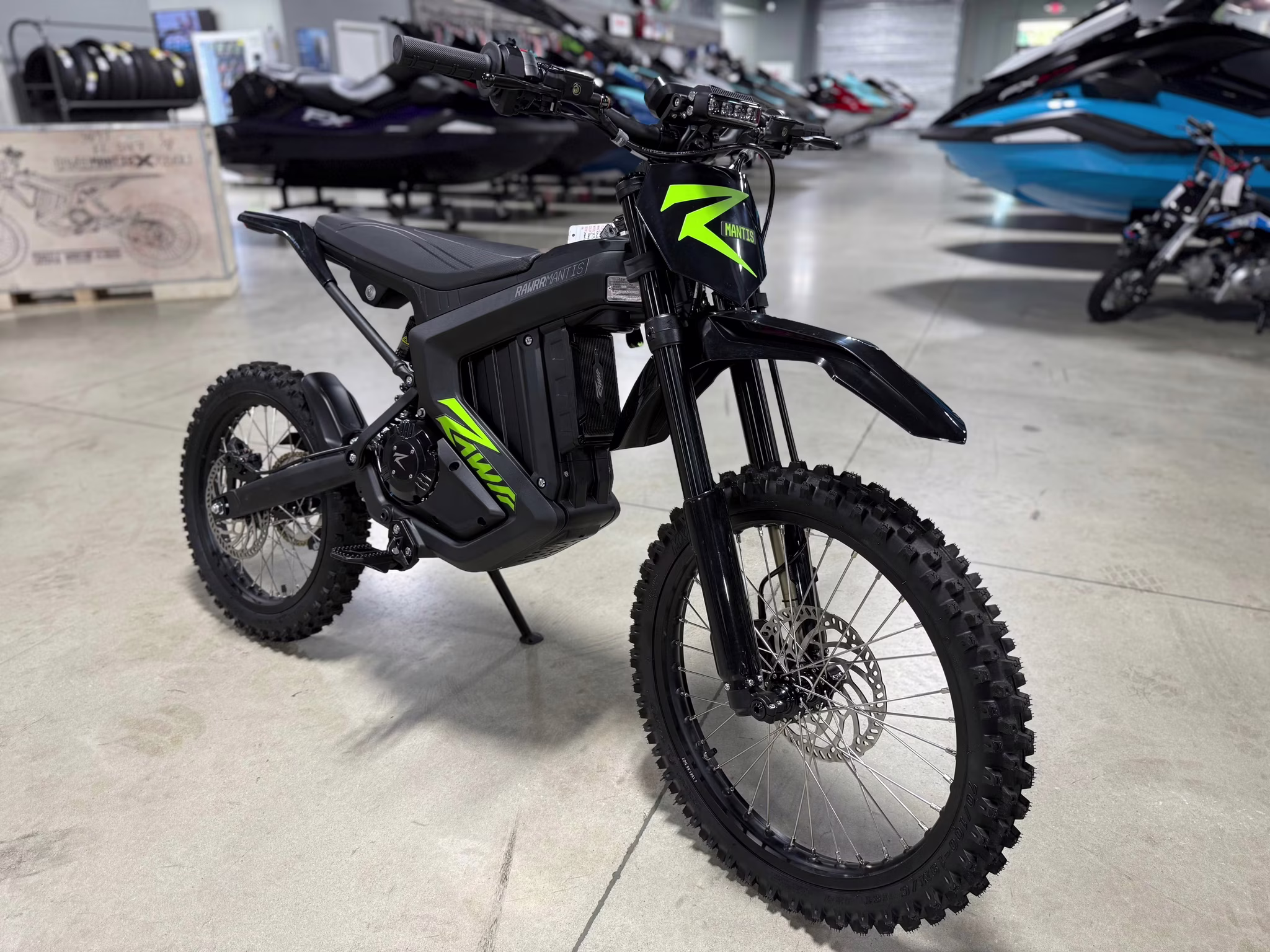 2025 - Rawrr Mantis X Pro Motorcycle