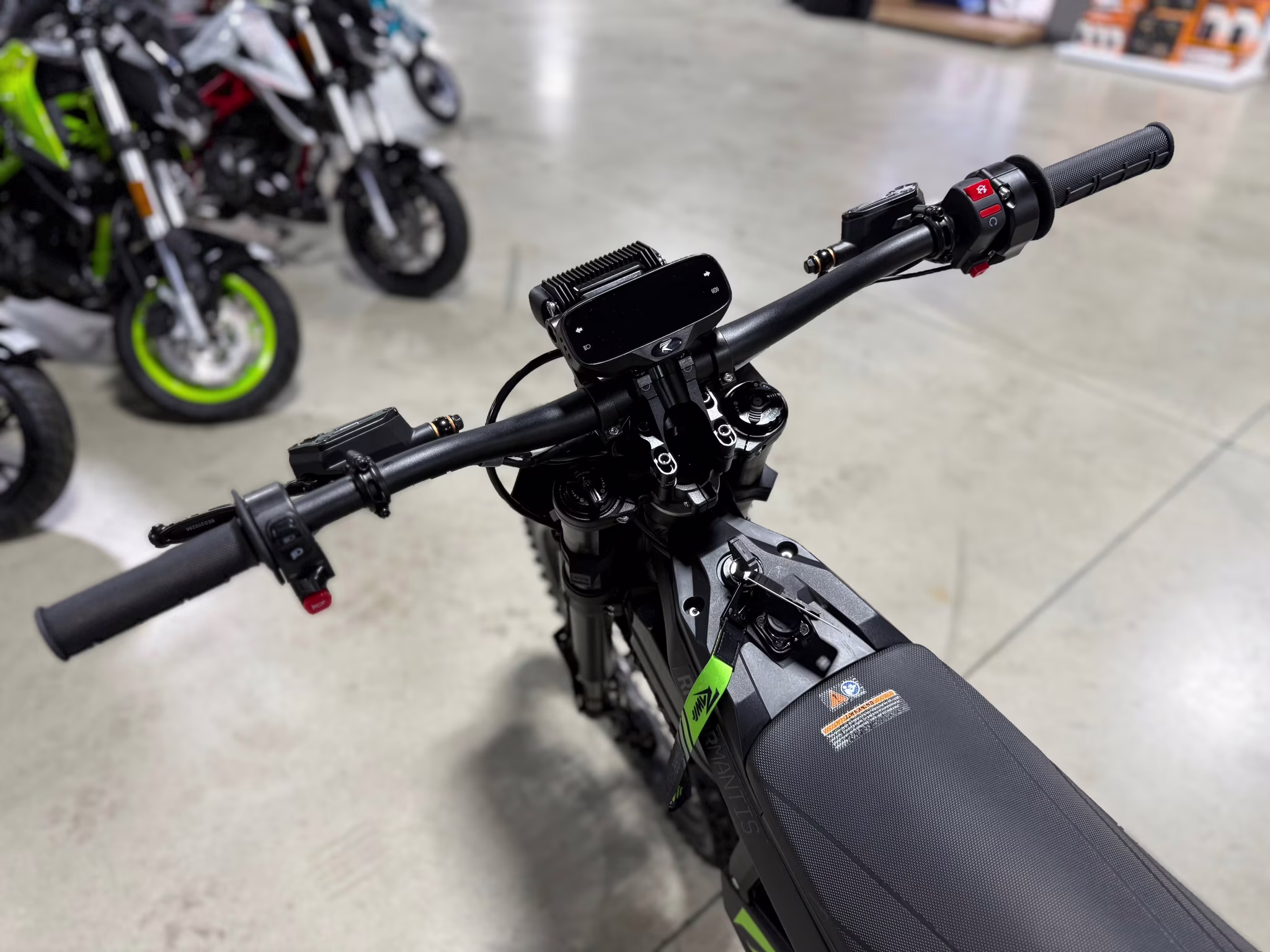 2025 - Rawrr Mantis X Pro Motorcycle