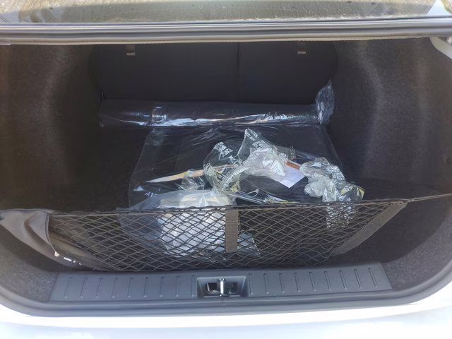 2025 Brilliant Silver Metallic Nissan Versa 1.6 SR FWD Sedan