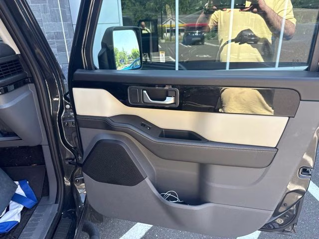 2024 Donny Grey Metallic INEOS Grenadier Station Wagon 4X4 SUV