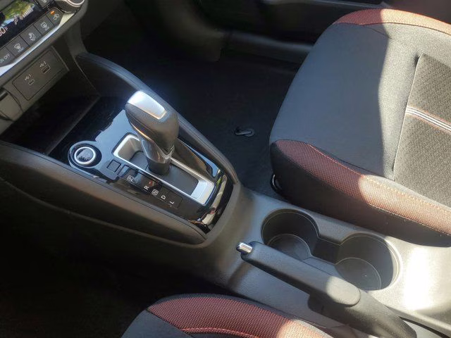 2025 Brilliant Silver Metallic Nissan Versa 1.6 SR FWD Sedan
