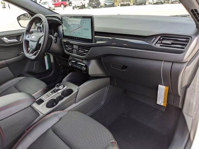 2026 Star White Metallic Tri-Coat Ford Escape Hybrid ST-Line Select AWD SUV