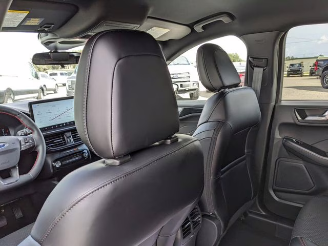 2026 Star White Metallic Tri-Coat Ford Escape Hybrid ST-Line Select AWD SUV