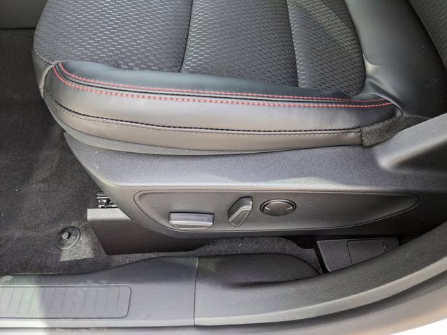 2026 Star White Metallic Tri-Coat Ford Escape Hybrid ST-Line Select AWD SUV