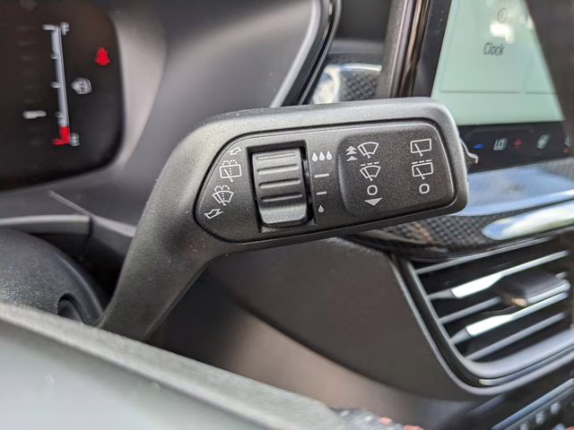 2026 Star White Metallic Tri-Coat Ford Escape Hybrid ST-Line Select AWD SUV