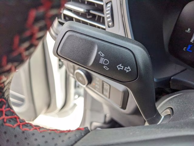 2026 Star White Metallic Tri-Coat Ford Escape Hybrid ST-Line Select AWD SUV