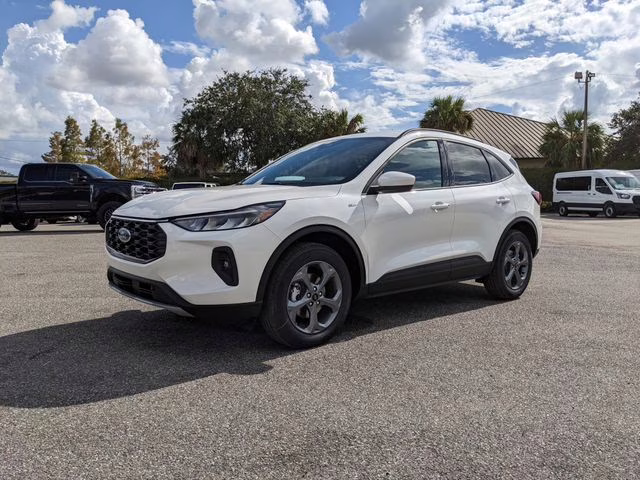 2026 Star White Metallic Tri-Coat Ford Escape Hybrid ST-Line Select AWD SUV