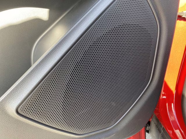 2026 Rapid Red Metallic Tinted Clearcoat Ford Explorer Platinum 4X4 SUV