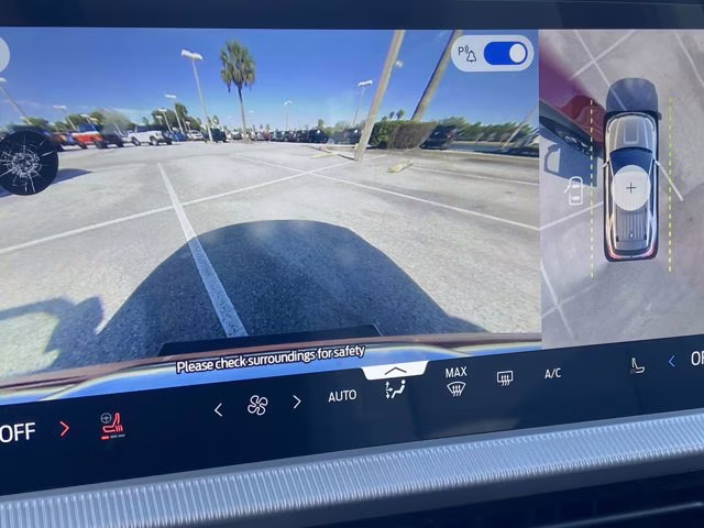 2026 Rapid Red Metallic Tinted Clearcoat Ford Explorer Platinum 4X4 SUV