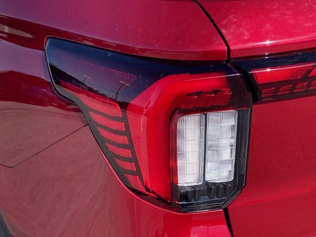 2026 Rapid Red Metallic Tinted Clearcoat Ford Explorer Platinum 4X4 SUV