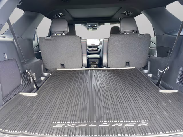 2026 Rapid Red Metallic Tinted Clearcoat Ford Explorer ST RWD SUV