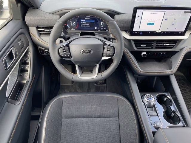 2026 Star White Metallic Tri-Coat Ford Explorer Tremor 4X4 SUV