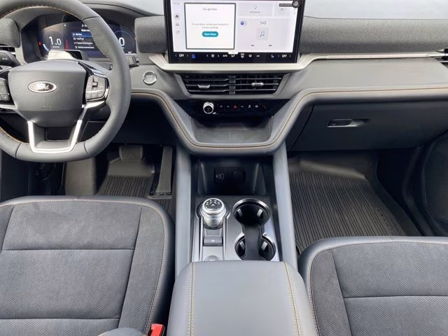 2026 Star White Metallic Tri-Coat Ford Explorer Tremor 4X4 SUV