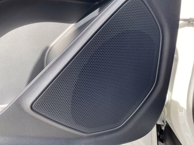 2026 Star White Metallic Tri-Coat Ford Explorer Tremor 4X4 SUV