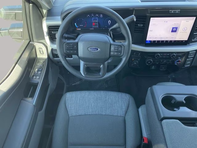 2026 Oxford White Ford Super Duty F-250 SRW XLT 4X4 Truck