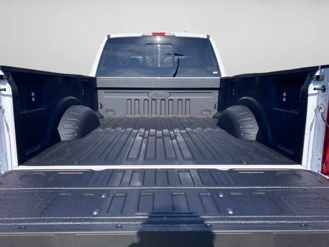 2026 Oxford White Ford Super Duty F-250 SRW XLT 4X4 Truck