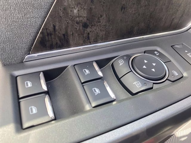 2026 Ruby Red Metallic Tinted Clearcoat Ford Super Duty F-350 SRW LARIAT 4X4 Truck