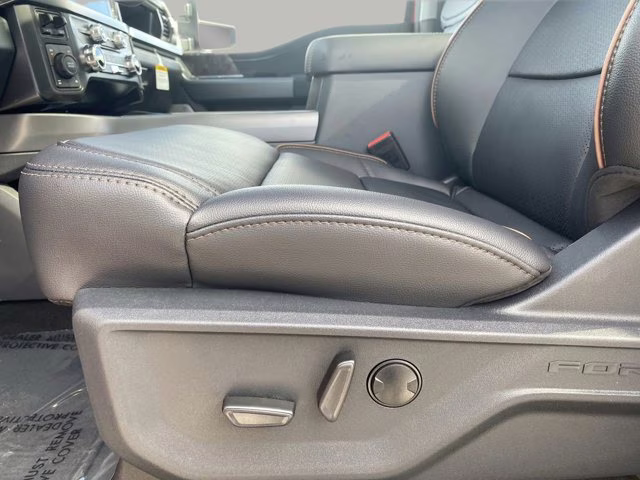 2026 Ruby Red Metallic Tinted Clearcoat Ford Super Duty F-350 SRW LARIAT 4X4 Truck