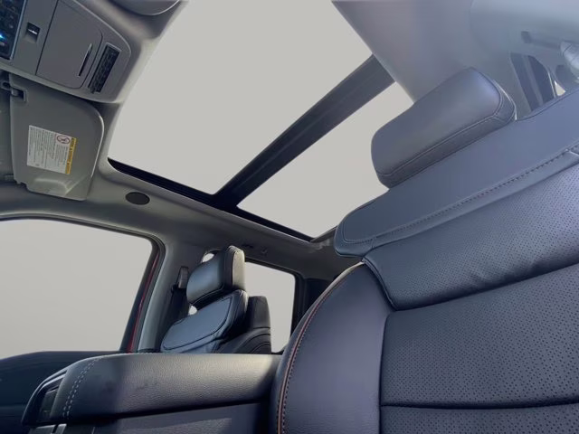 2026 Ruby Red Metallic Tinted Clearcoat Ford Super Duty F-350 SRW LARIAT 4X4 Truck