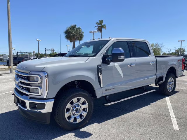 2026 Avalanche Ford Super Duty F-350 SRW LARIAT 4X4 Truck