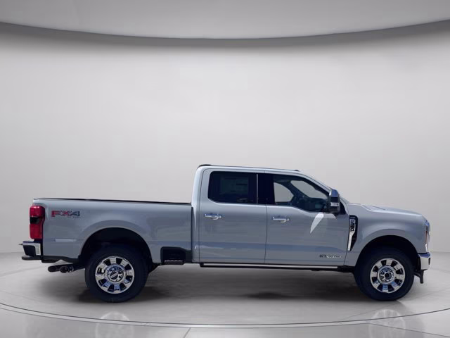 2026 Avalanche Ford Super Duty F-350 SRW LARIAT 4X4 Truck