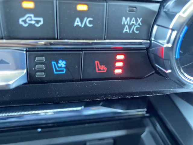 2026 Avalanche Ford Super Duty F-350 SRW LARIAT 4X4 Truck