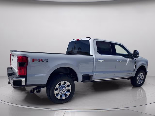 2026 Avalanche Ford Super Duty F-350 SRW LARIAT 4X4 Truck
