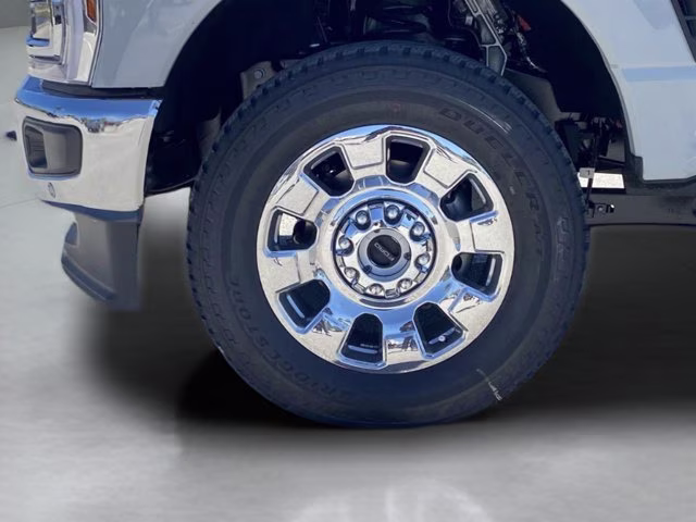 2026 Avalanche Ford Super Duty F-350 SRW LARIAT 4X4 Truck