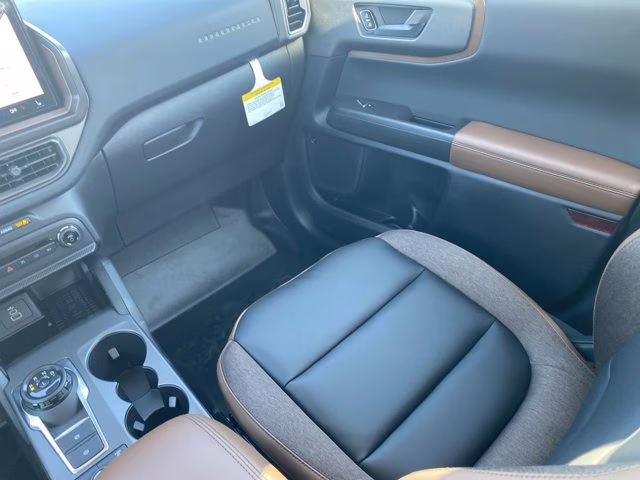 2025 Azure Gray Metallic Tri-Coat Ford Bronco Sport Outer Banks 4X4 SUV