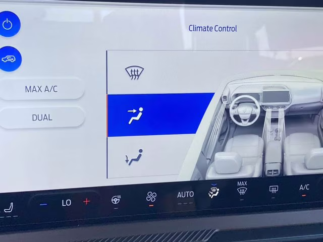 2025 Azure Gray Metallic Tri-Coat Ford Bronco Sport Outer Banks 4X4 SUV