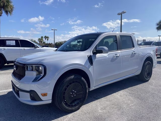 2026 Space White Metallic Ford Maverick Lobo AWD Truck