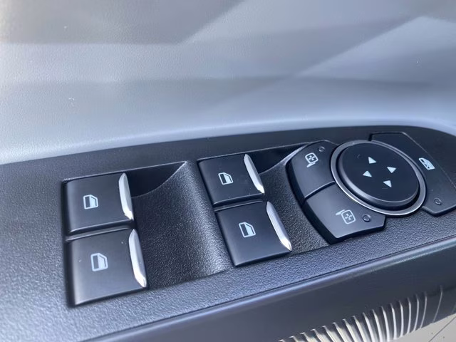 2026 Space White Metallic Ford Maverick Lobo AWD Truck