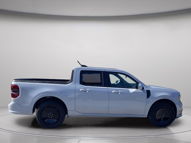 2026 Space White Metallic Ford Maverick Lobo AWD Truck