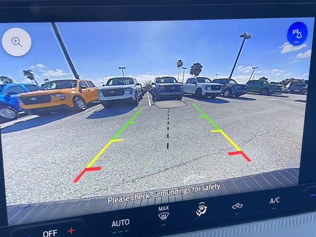 2026 Space White Metallic Ford Maverick Lobo AWD Truck