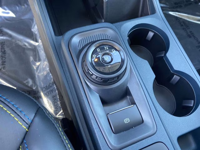 2026 Space White Metallic Ford Maverick Lobo AWD Truck