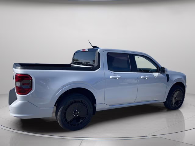 2026 Space White Metallic Ford Maverick Lobo AWD Truck