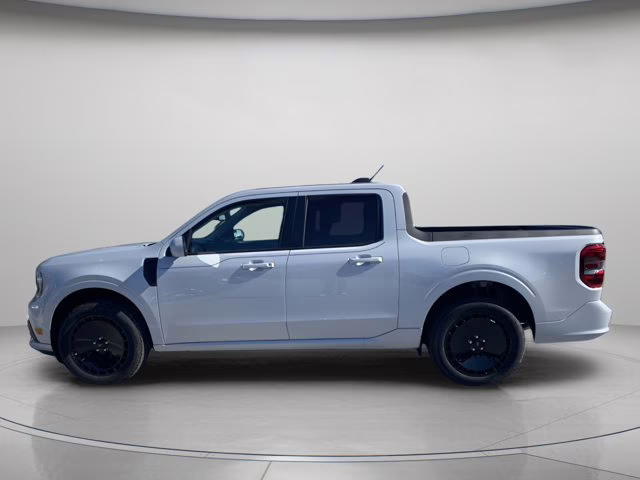 2026 Space White Metallic Ford Maverick Lobo AWD Truck