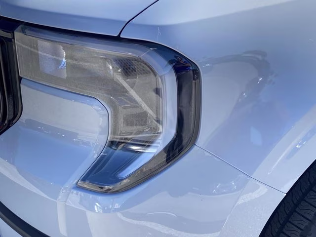 2026 Space White Metallic Ford Maverick Lobo AWD Truck