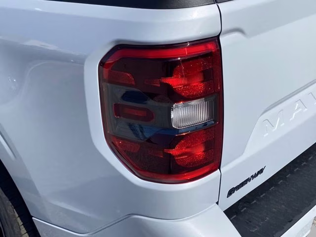 2026 Space White Metallic Ford Maverick Lobo AWD Truck