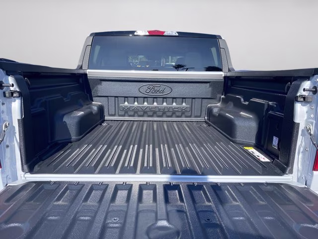 2026 Space White Metallic Ford Maverick Lobo AWD Truck