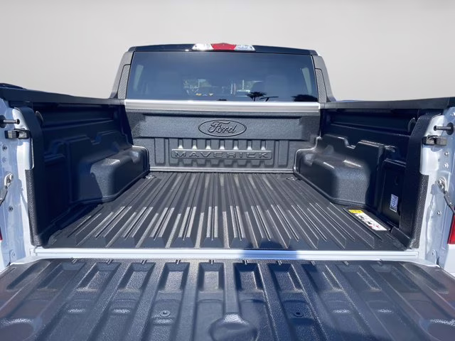 2026 Space White Metallic Ford Maverick Lobo AWD Truck