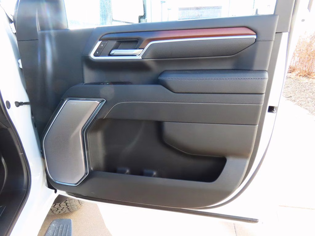 2026 Summit White GMC Sierra 2500HD Denali 4X4 Truck