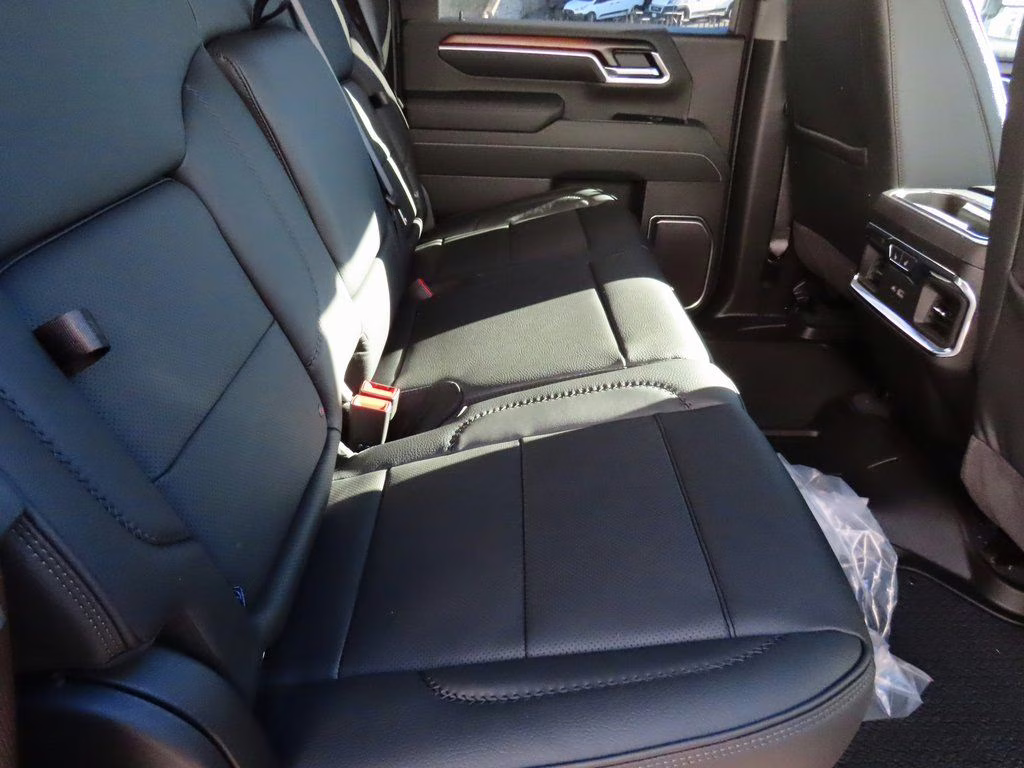 2026 Summit White GMC Sierra 2500HD Denali 4X4 Truck