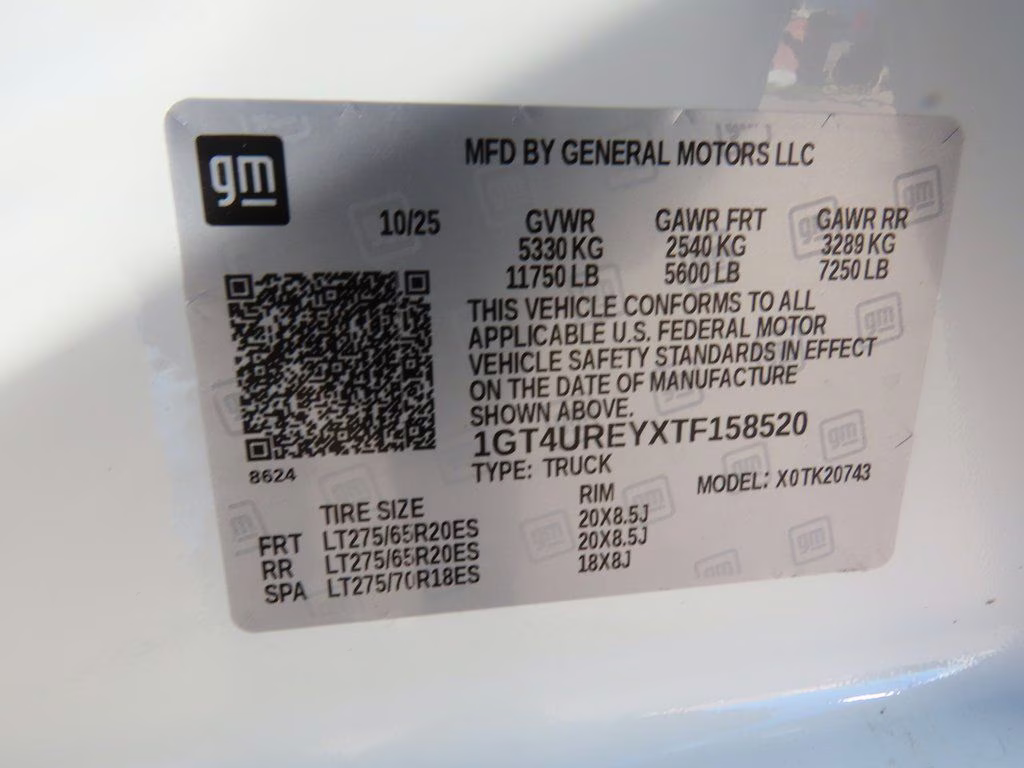 2026 Summit White GMC Sierra 2500HD Denali 4X4 Truck